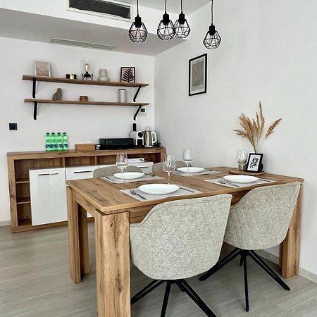 ברטיסלאבה Skau Piano Family & Business Apartment Free Parking מראה חיצוני תמונה