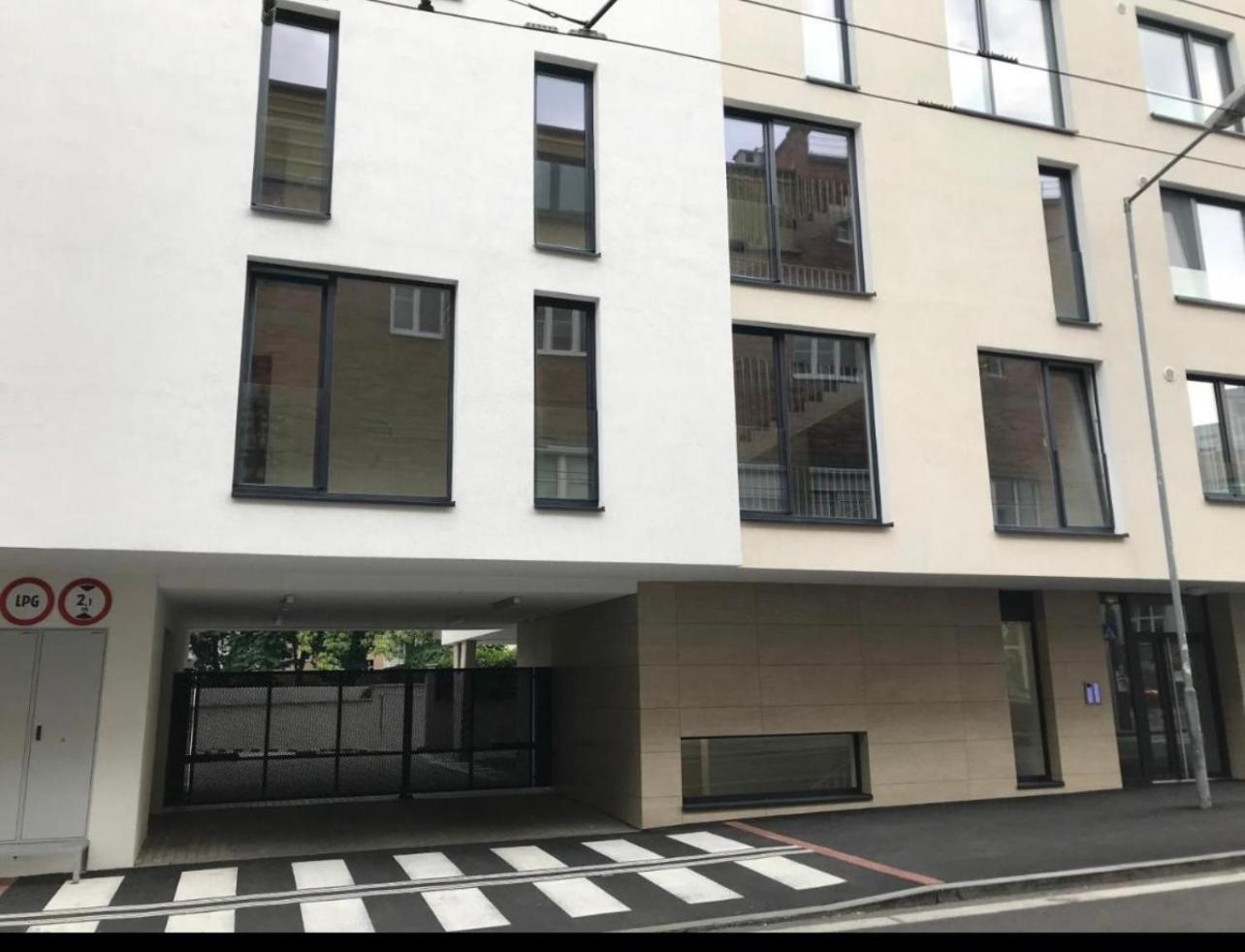 ברטיסלאבה Skau Piano Family & Business Apartment Free Parking מראה חיצוני תמונה