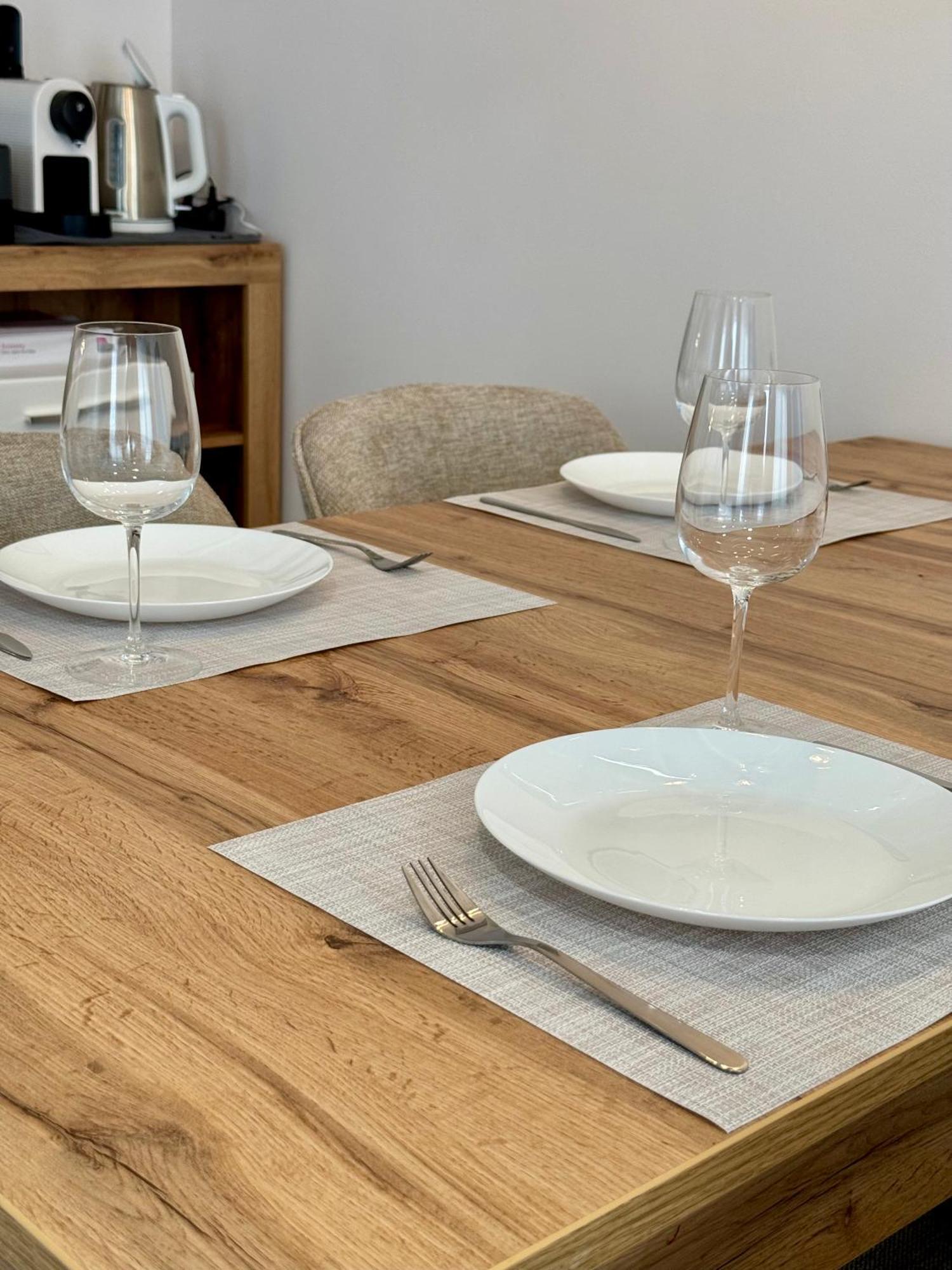 ברטיסלאבה Skau Piano Family & Business Apartment Free Parking מראה חיצוני תמונה