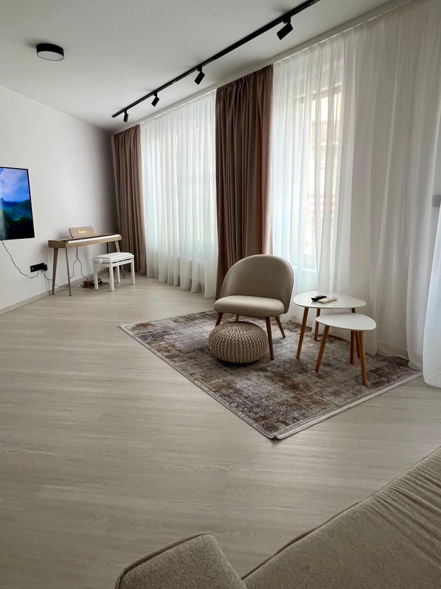 ברטיסלאבה Skau Piano Family & Business Apartment Free Parking מראה חיצוני תמונה