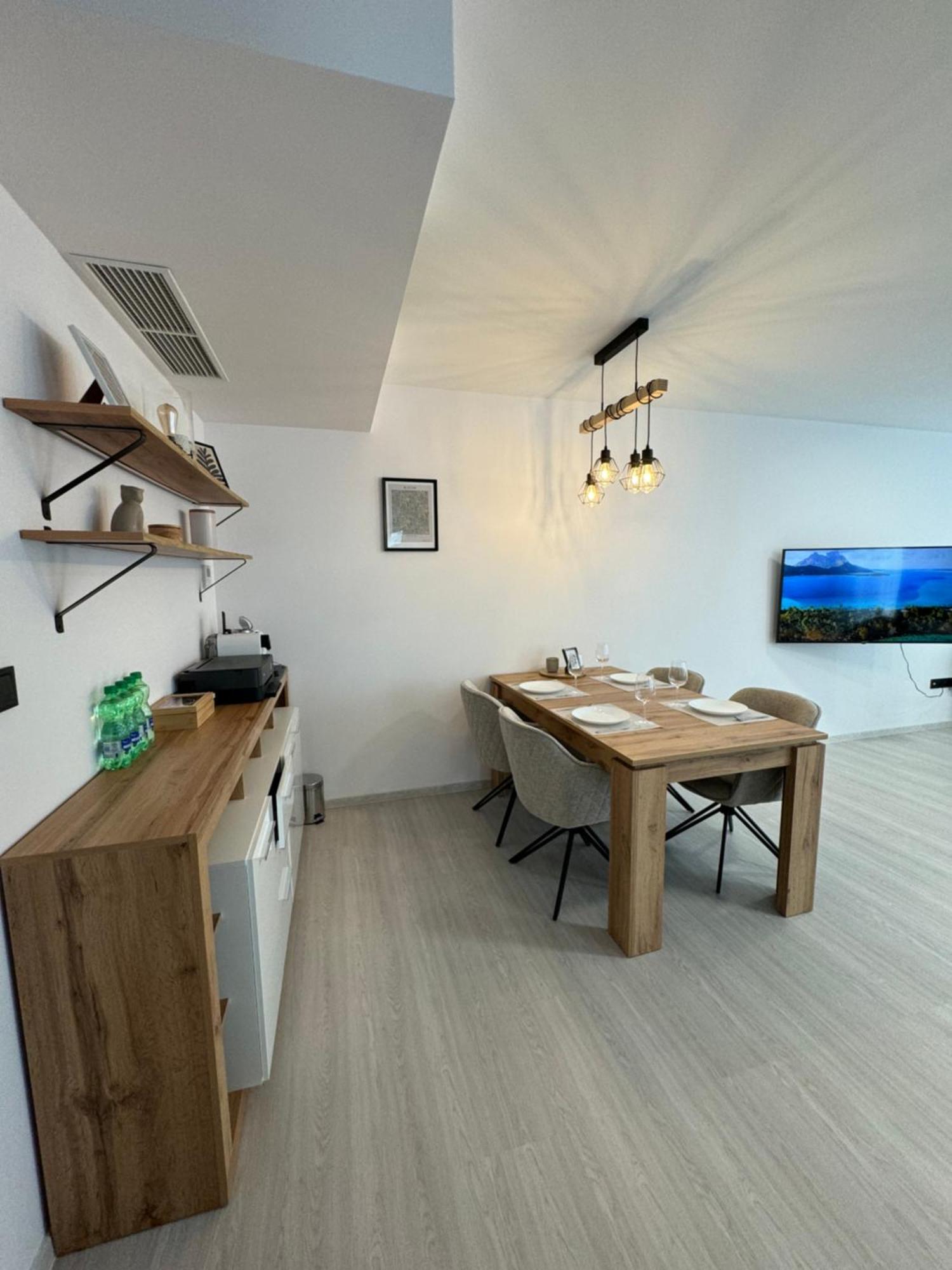 ברטיסלאבה Skau Piano Family & Business Apartment Free Parking מראה חיצוני תמונה